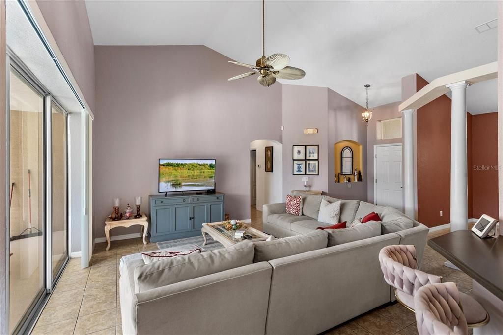 For Sale: $459,900 (4 beds, 3 baths, 2083 Square Feet)