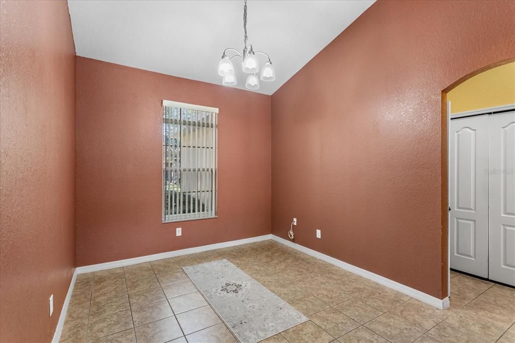 For Sale: $459,900 (4 beds, 3 baths, 2083 Square Feet)