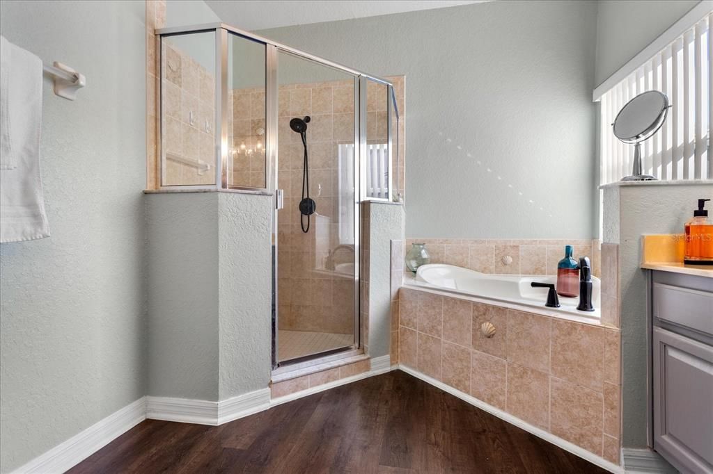 For Sale: $459,900 (4 beds, 3 baths, 2083 Square Feet)