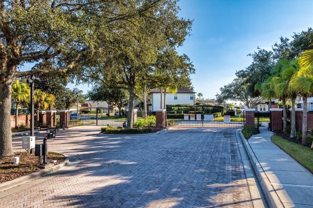 For Sale: $459,900 (4 beds, 3 baths, 2083 Square Feet)