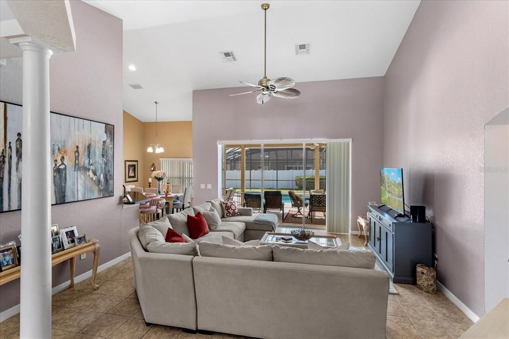 For Sale: $459,900 (4 beds, 3 baths, 2083 Square Feet)