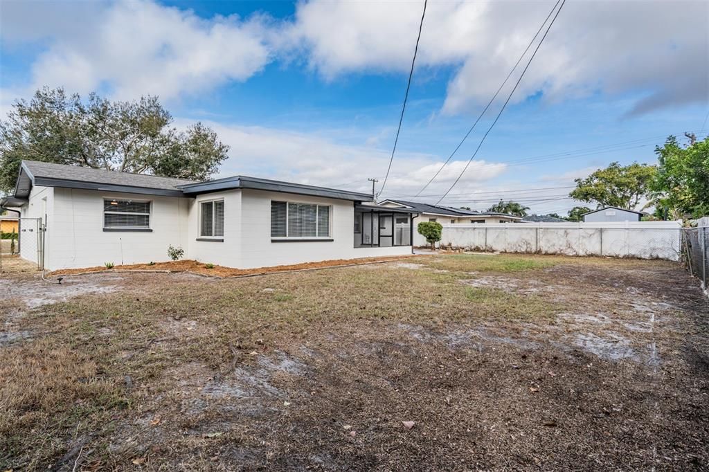 待售: $385,000 (3 贝兹, 2 浴室, 1298 平方英尺)