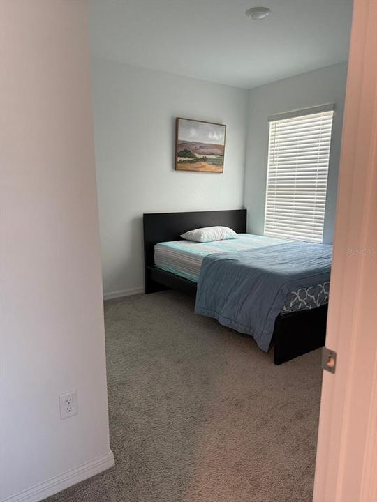 For Rent: $2,500 (4 beds, 2 baths, 1828 Square Feet)