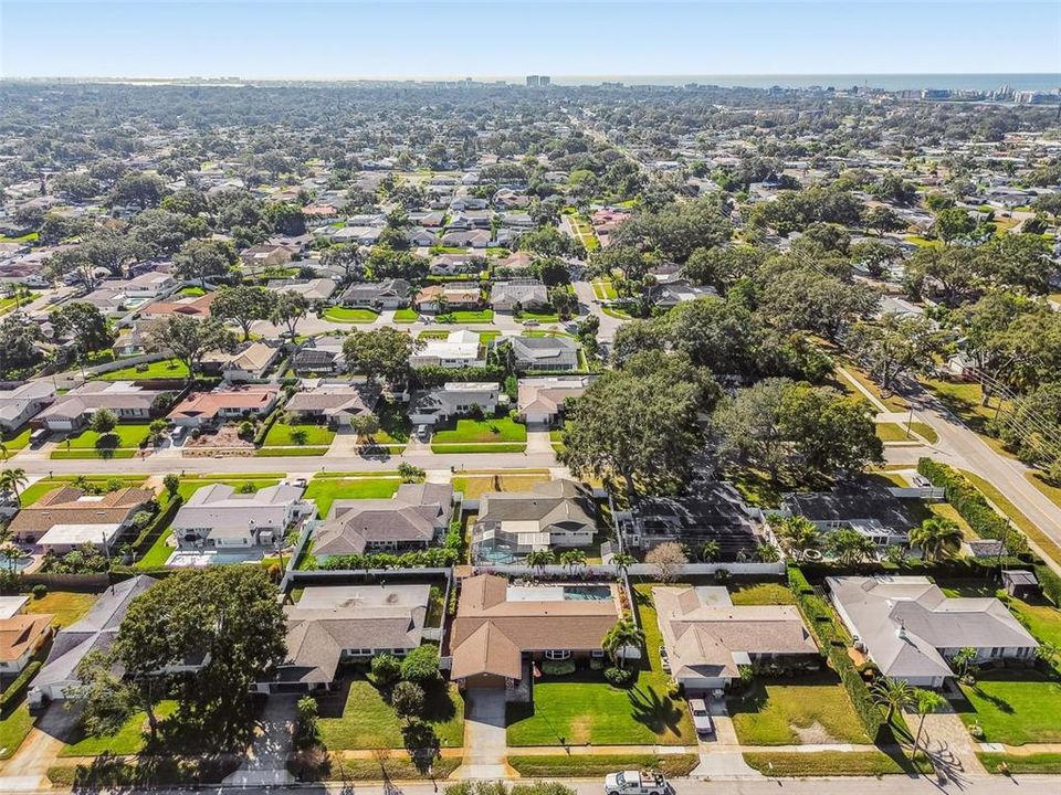 For Rent: $4,000 (3 beds, 2 baths, 2056 Square Feet)