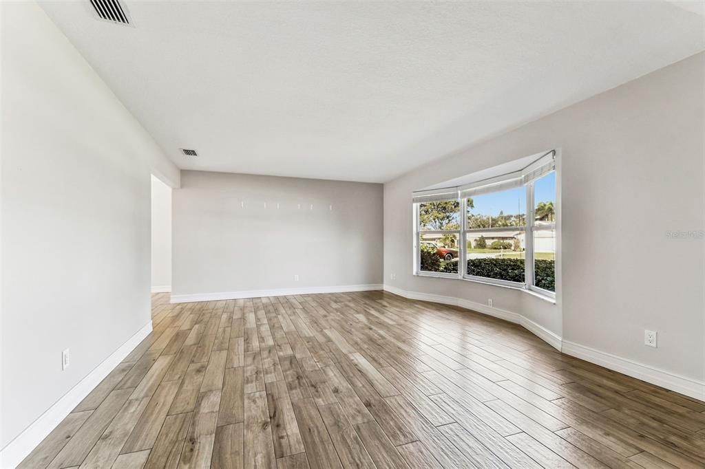 For Rent: $4,000 (3 beds, 2 baths, 2056 Square Feet)