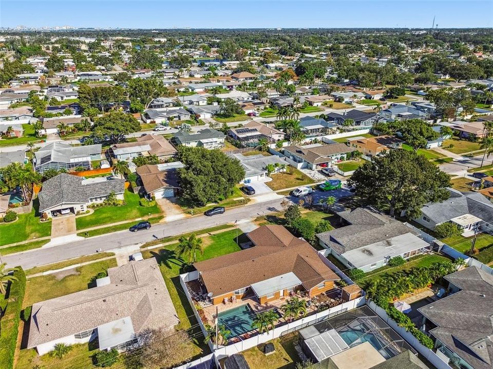 For Rent: $4,000 (3 beds, 2 baths, 2056 Square Feet)