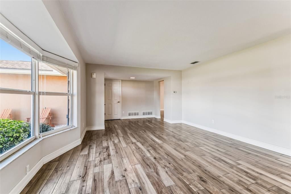 For Rent: $4,000 (3 beds, 2 baths, 2056 Square Feet)