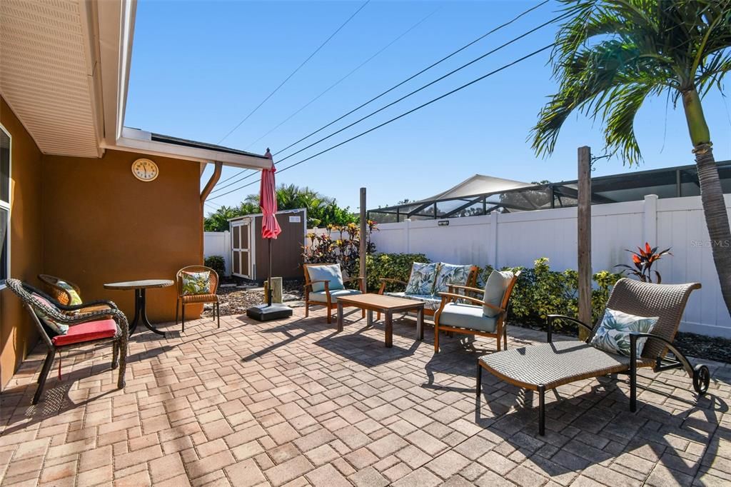 For Rent: $4,000 (3 beds, 2 baths, 2056 Square Feet)