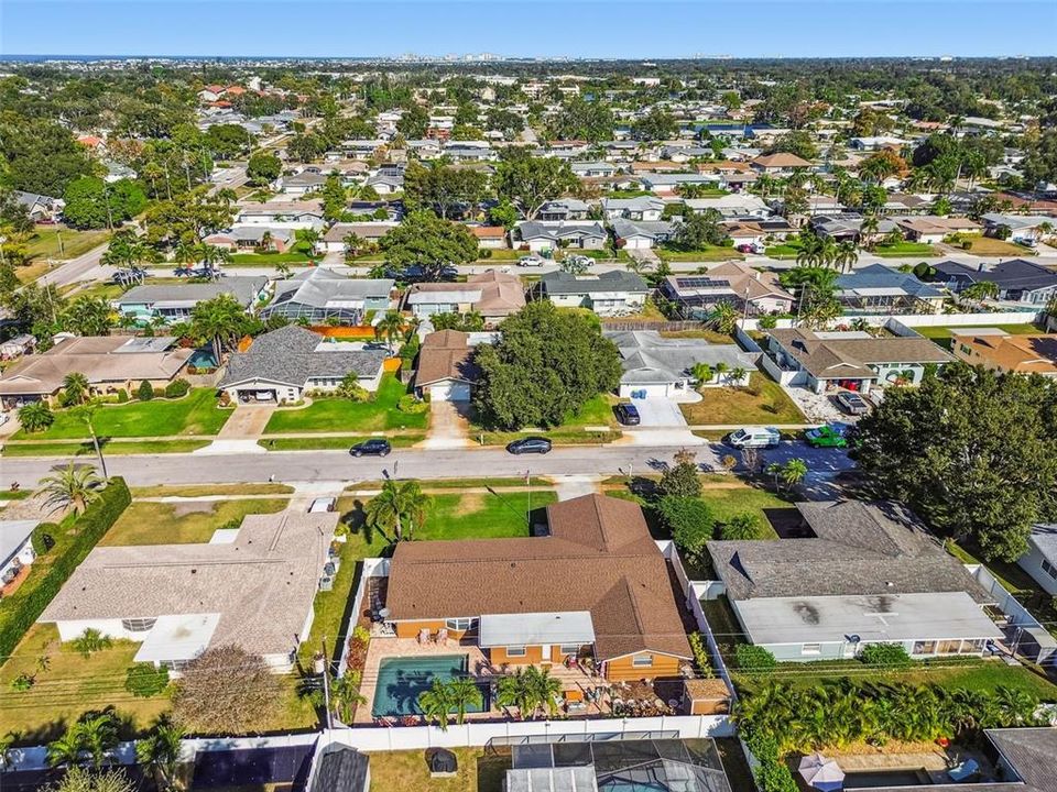 For Rent: $4,000 (3 beds, 2 baths, 2056 Square Feet)