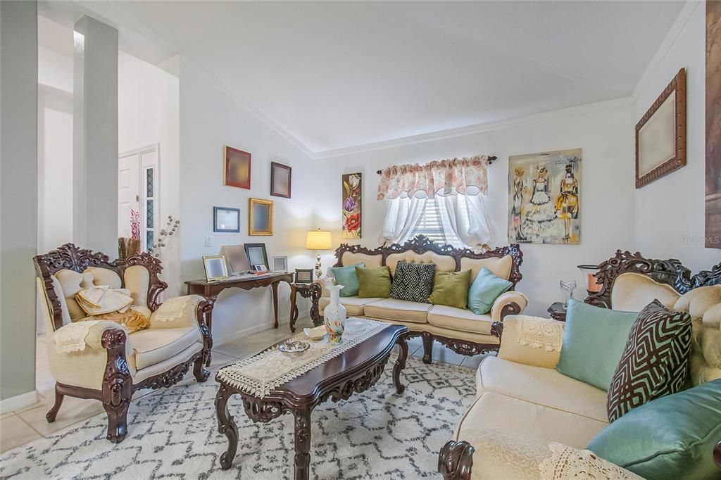 En Venta: $380,000 (3 camas, 2 baños, 1832 Pies cuadrados)