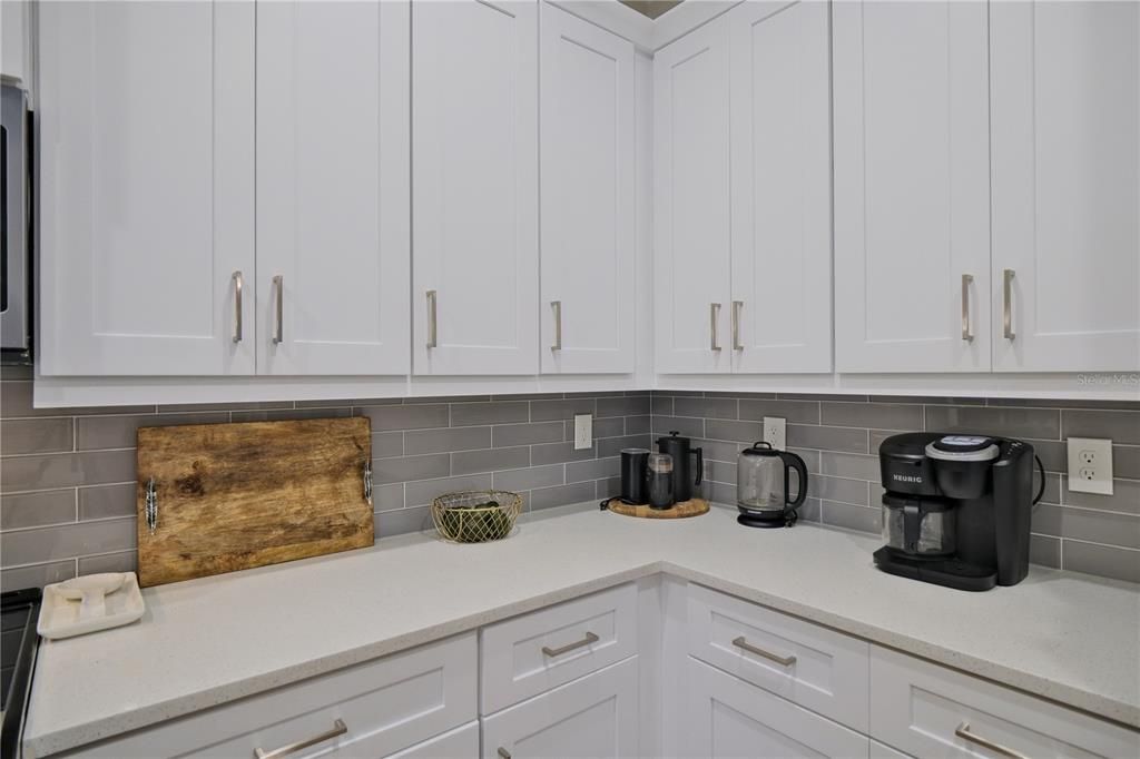 For Sale: $380,000 (3 beds, 2 baths, 1778 Square Feet)