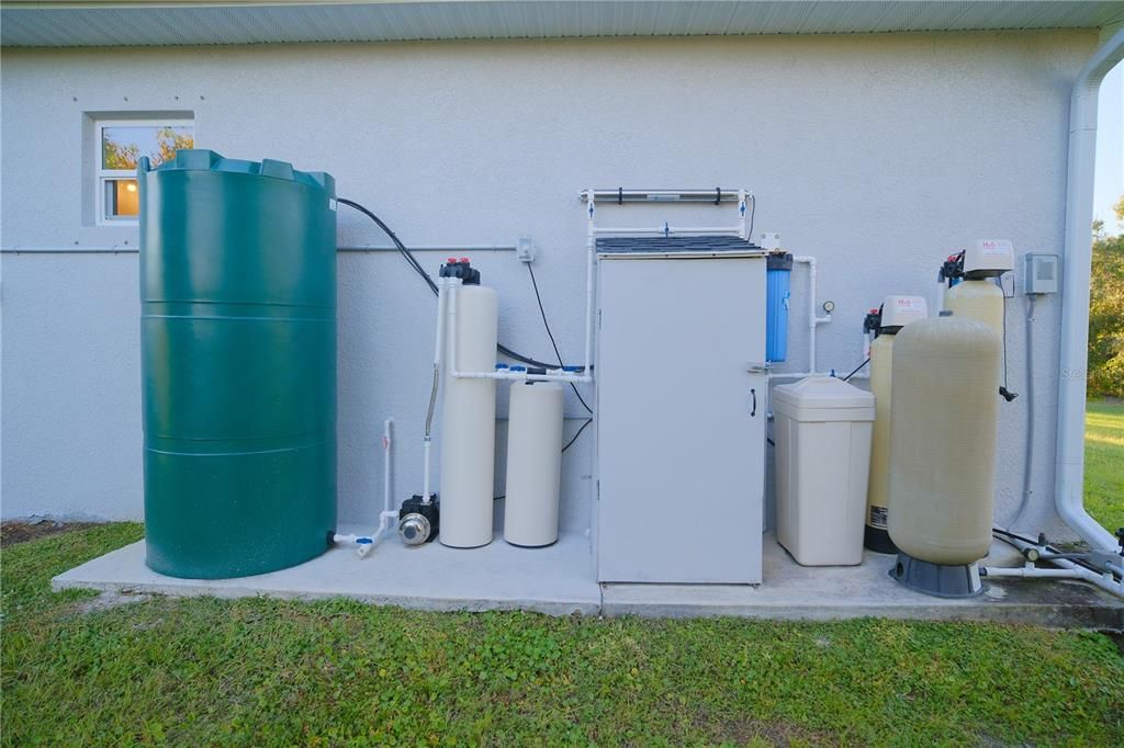 For Sale: $380,000 (3 beds, 2 baths, 1778 Square Feet)