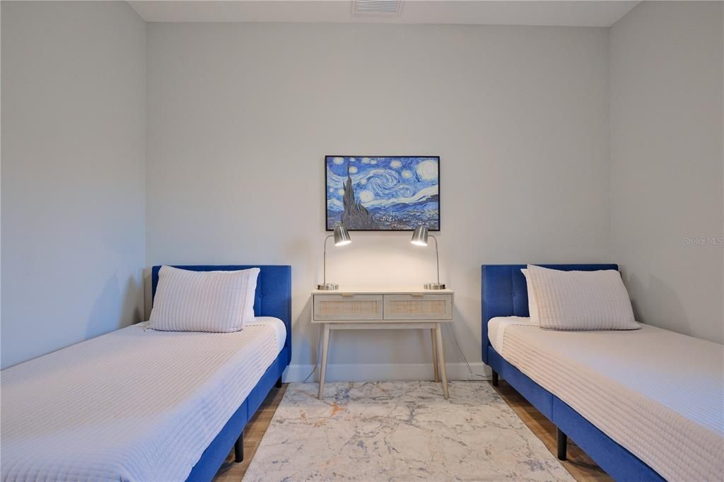 For Sale: $380,000 (3 beds, 2 baths, 1778 Square Feet)