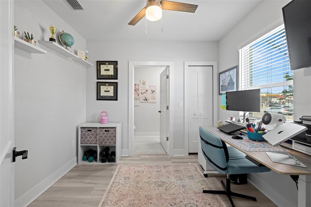 For Sale: $675,000 (4 beds, 3 baths, 2038 Square Feet)