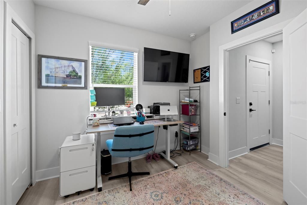 For Sale: $675,000 (4 beds, 3 baths, 2038 Square Feet)