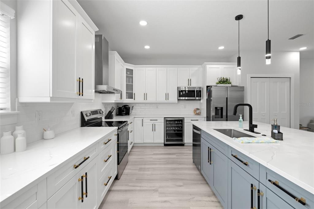 For Sale: $675,000 (4 beds, 3 baths, 2038 Square Feet)