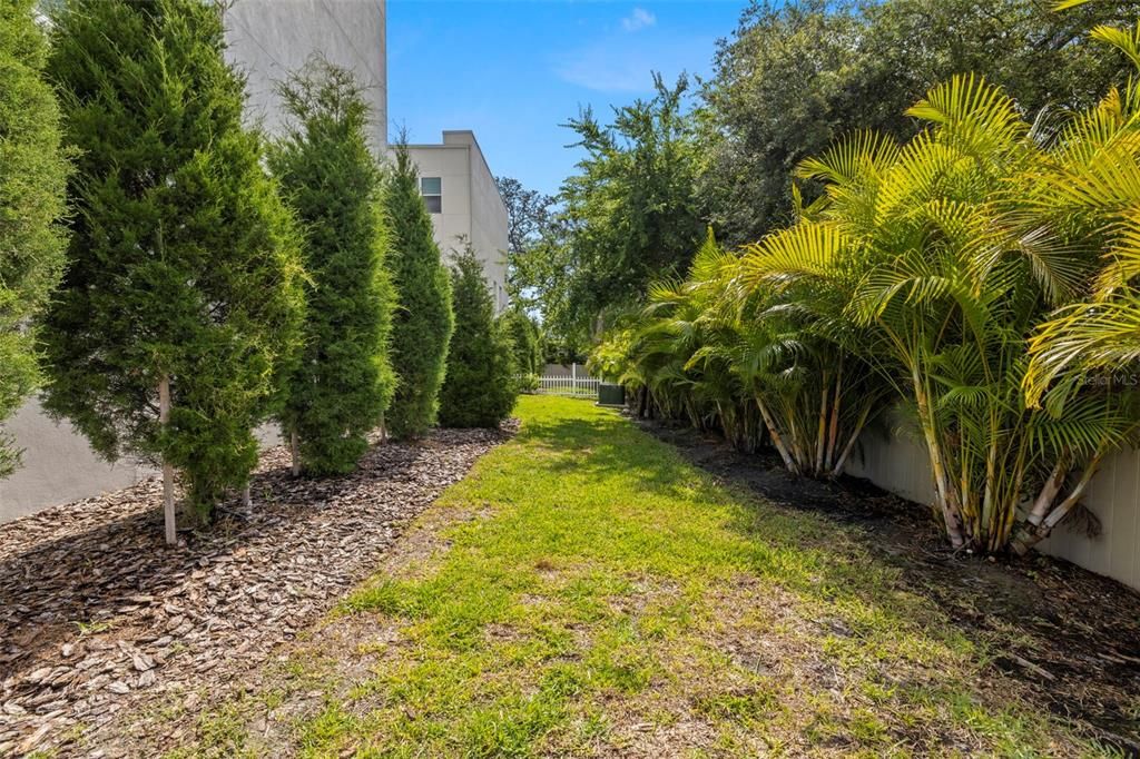 For Sale: $675,000 (4 beds, 3 baths, 2038 Square Feet)