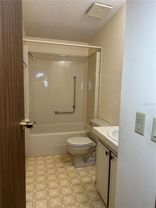 For Sale: $110,000 (3 beds, 2 baths, 1232 Square Feet)