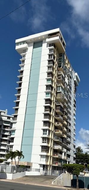 На продажу: $430,000 (2 спален, 1 ванн, 750 Квадратных фут)