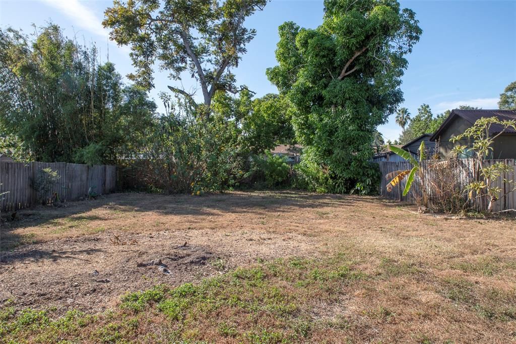 En Renta: $2,250 (3 camas, 2 baños, 960 Pies cuadrados)