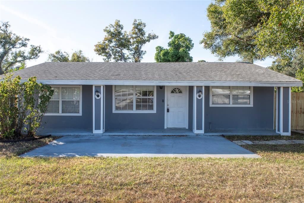 En Renta: $2,250 (3 camas, 2 baños, 960 Pies cuadrados)