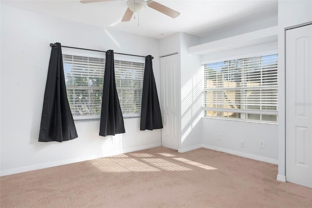 En Renta: $2,250 (3 camas, 2 baños, 960 Pies cuadrados)