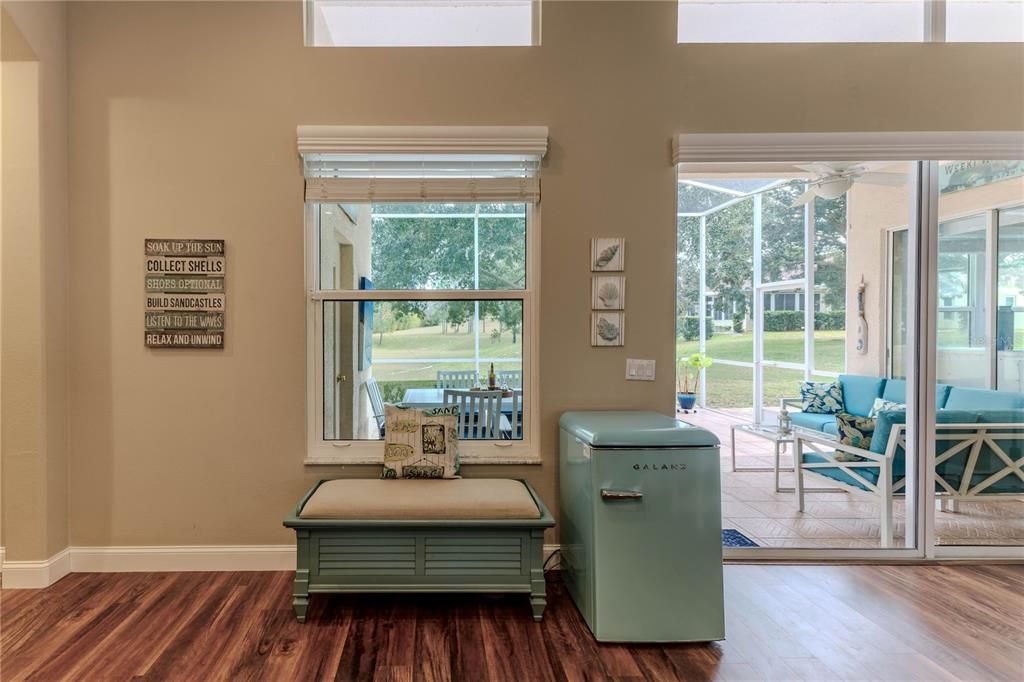 待售: $420,000 (4 贝兹, 3 浴室, 2290 平方英尺)