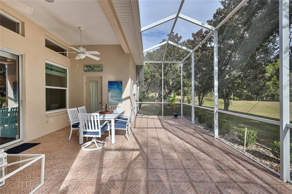 待售: $420,000 (4 贝兹, 3 浴室, 2290 平方英尺)