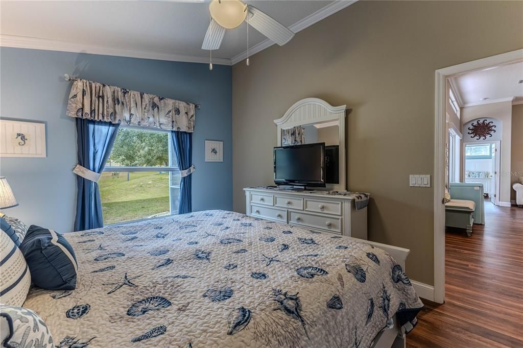 待售: $420,000 (4 贝兹, 3 浴室, 2290 平方英尺)