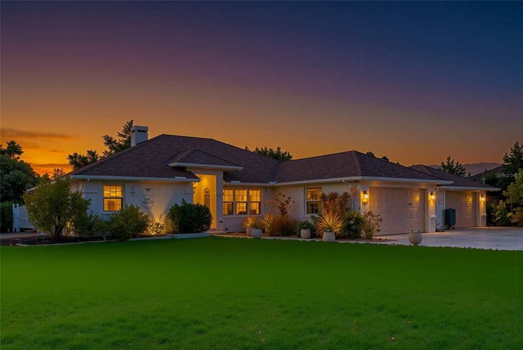 For Sale: $799,900 (4 beds, 3 baths, 3070 Square Feet)