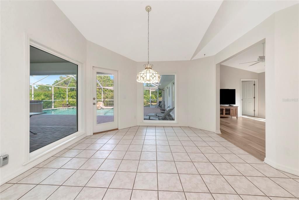 For Sale: $799,900 (4 beds, 3 baths, 3070 Square Feet)