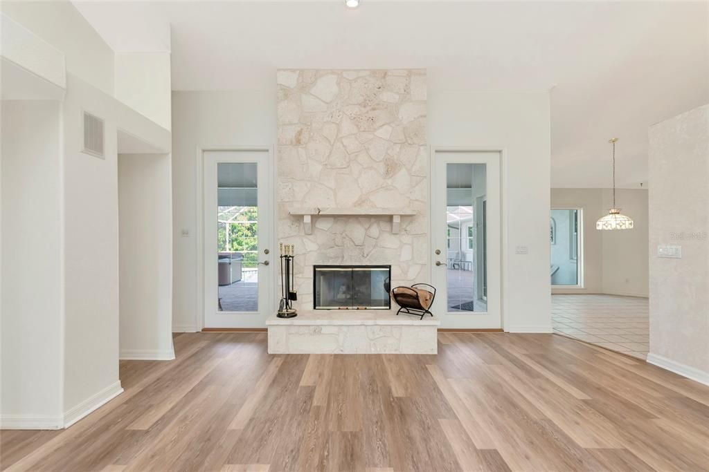 For Sale: $799,900 (4 beds, 3 baths, 3070 Square Feet)