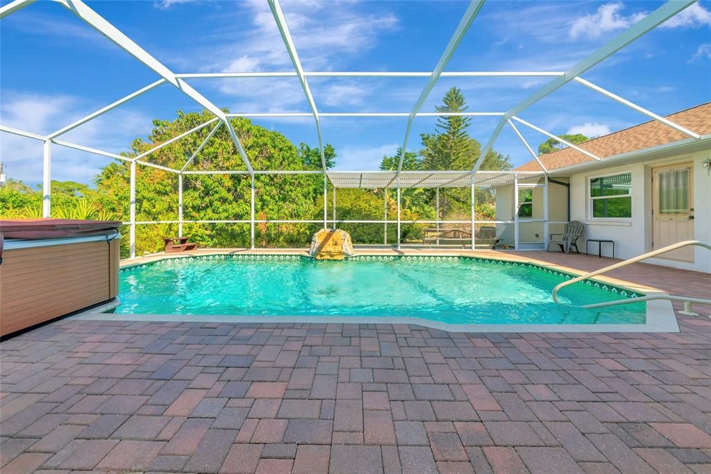 For Sale: $799,900 (4 beds, 3 baths, 3070 Square Feet)