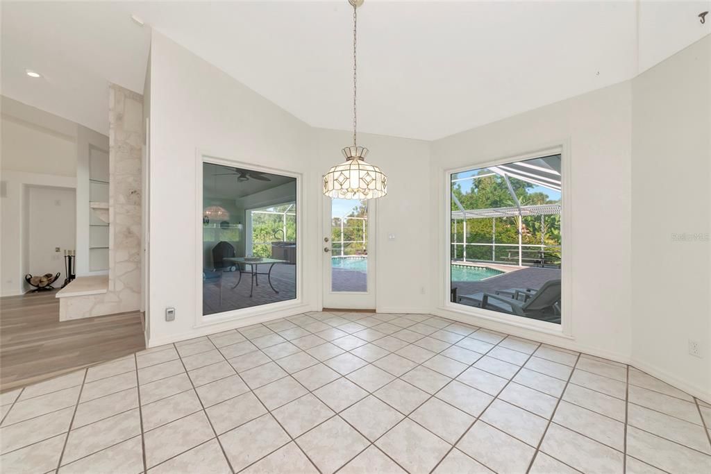 For Sale: $799,900 (4 beds, 3 baths, 3070 Square Feet)