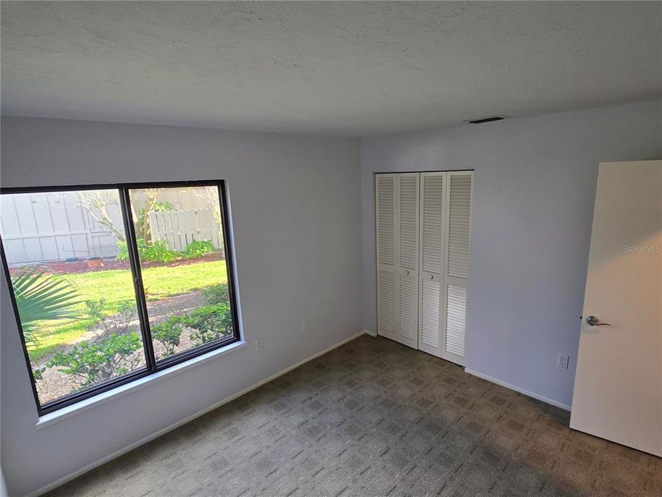 For Rent: $2,500 (3 beds, 2 baths, 2004 Square Feet)