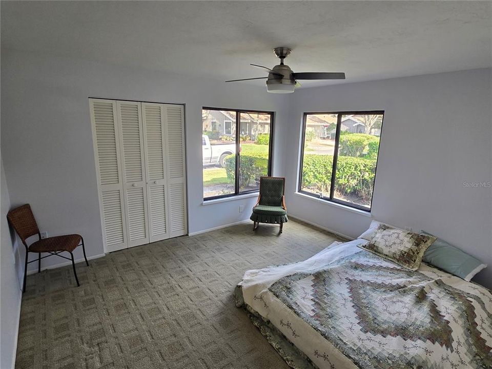 For Rent: $2,500 (3 beds, 2 baths, 2004 Square Feet)