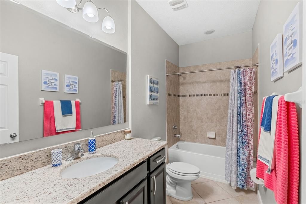 For Sale: $650,000 (4 beds, 3 baths, 2556 Square Feet)