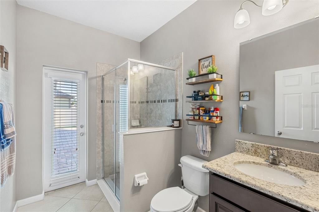 For Sale: $650,000 (4 beds, 3 baths, 2556 Square Feet)