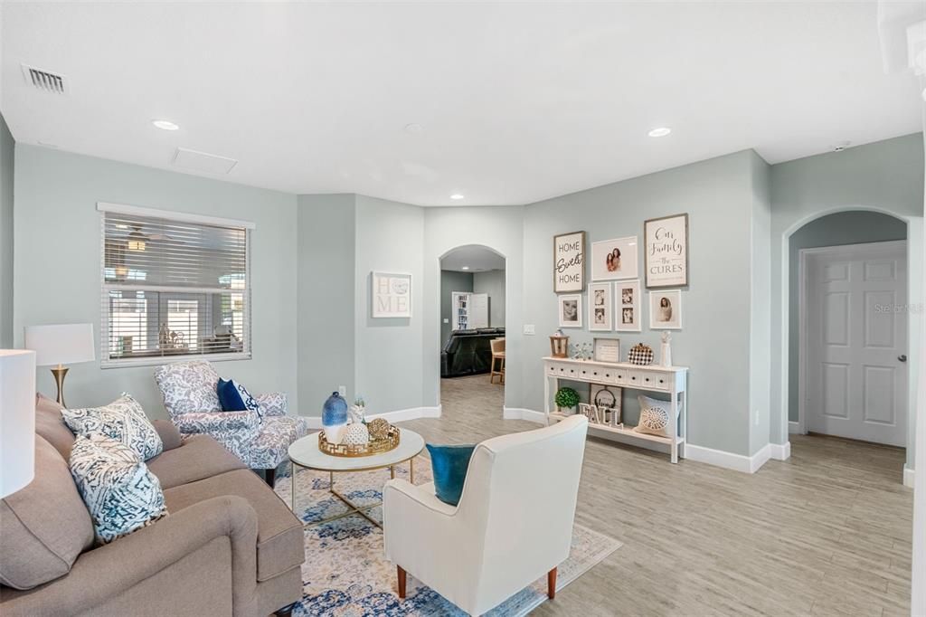 For Sale: $650,000 (4 beds, 3 baths, 2556 Square Feet)