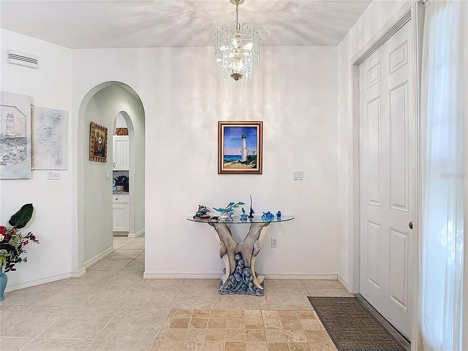 For Sale: $335,000 (3 beds, 2 baths, 1716 Square Feet)