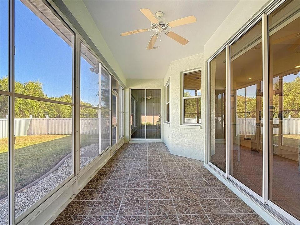 For Sale: $335,000 (3 beds, 2 baths, 1716 Square Feet)