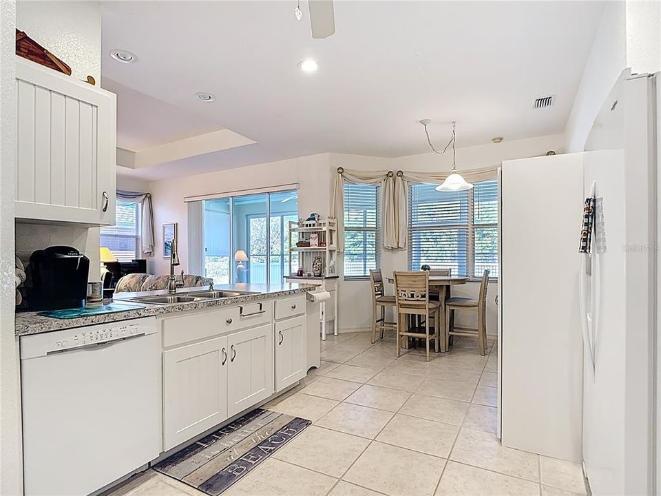 For Sale: $335,000 (3 beds, 2 baths, 1716 Square Feet)