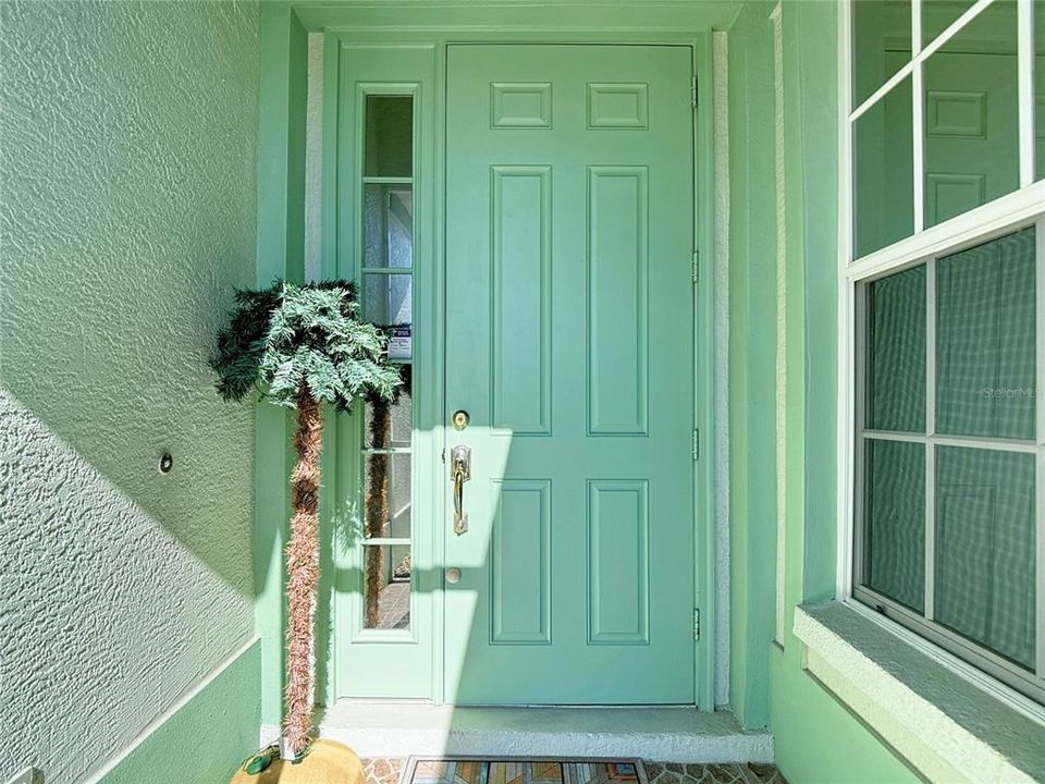 For Sale: $335,000 (3 beds, 2 baths, 1716 Square Feet)