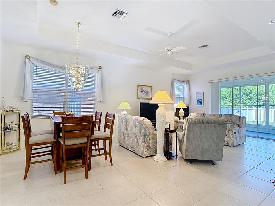 For Sale: $335,000 (3 beds, 2 baths, 1716 Square Feet)