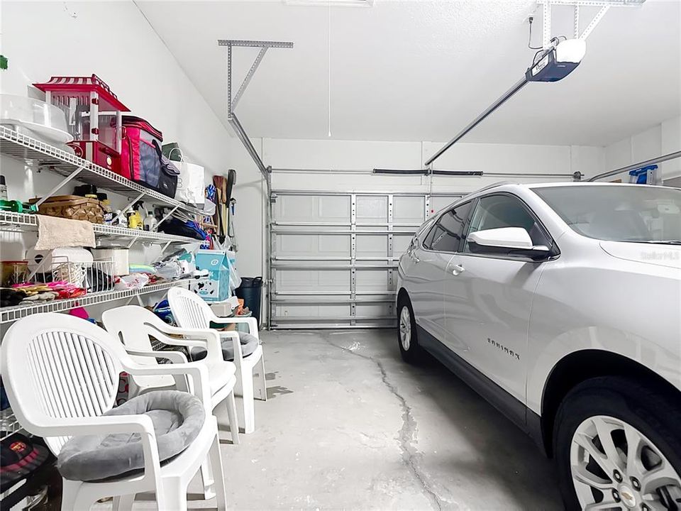 For Sale: $335,000 (3 beds, 2 baths, 1716 Square Feet)