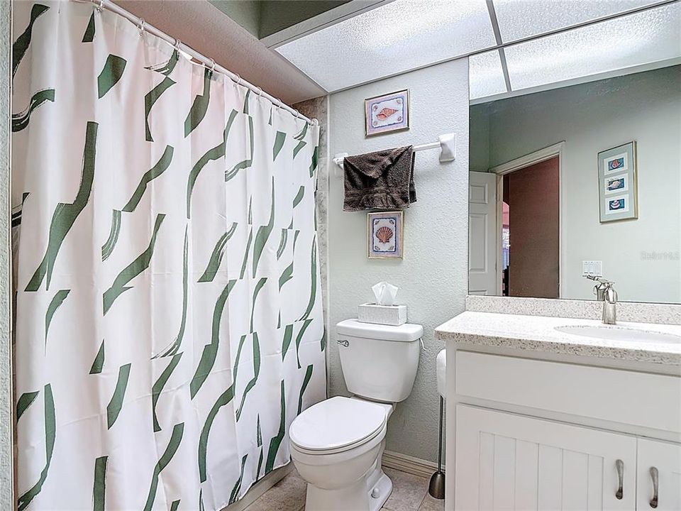 For Sale: $335,000 (3 beds, 2 baths, 1716 Square Feet)