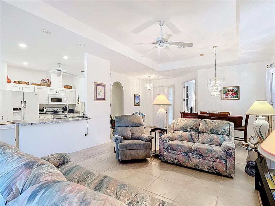 For Sale: $335,000 (3 beds, 2 baths, 1716 Square Feet)