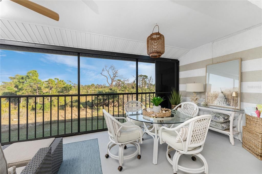 待售: $249,900 (2 贝兹, 2 浴室, 1092 平方英尺)