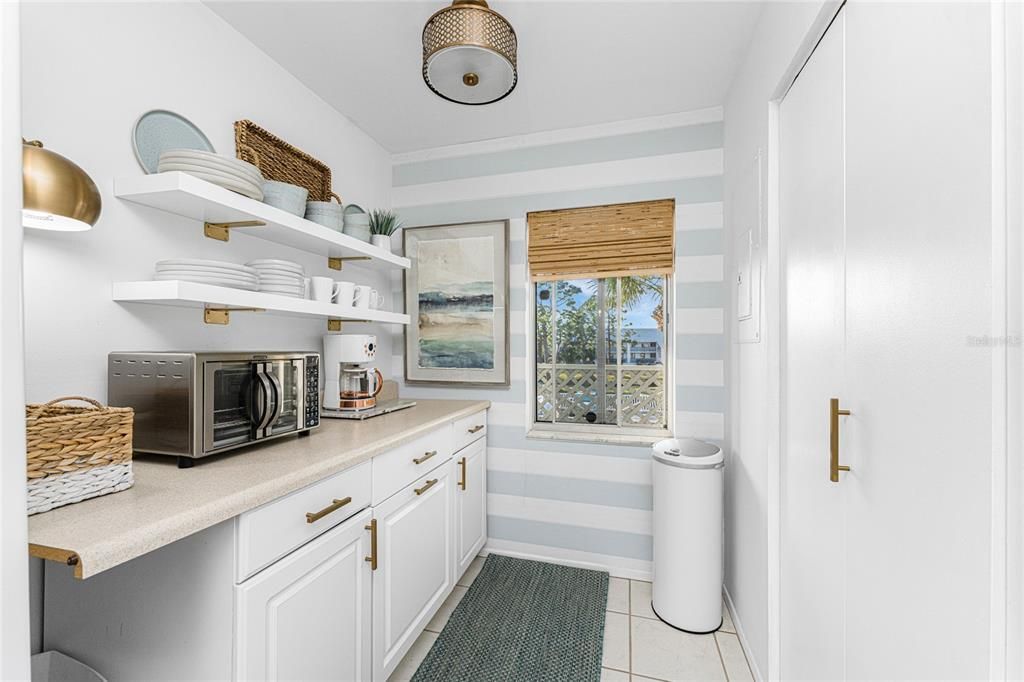 待售: $249,900 (2 贝兹, 2 浴室, 1092 平方英尺)