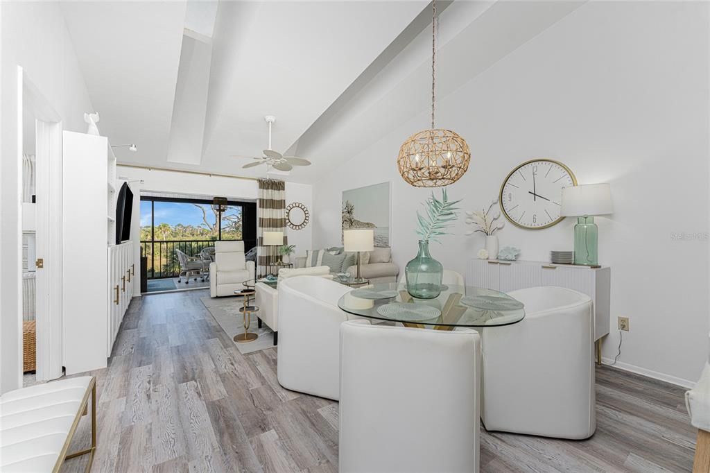 待售: $249,900 (2 贝兹, 2 浴室, 1092 平方英尺)